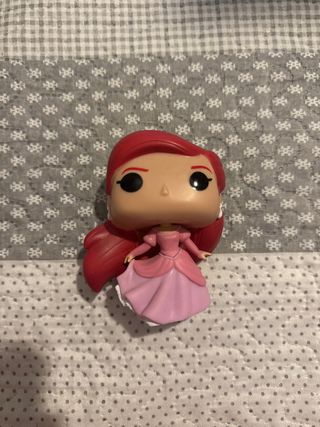 Funko Pop Ariel Vestido Rosa