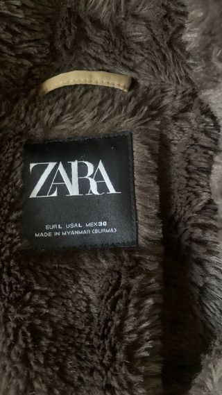 Plumas Zara Marrón Dorado con Forro
