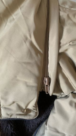 Plumas Zara Marrón Dorado con Forro
