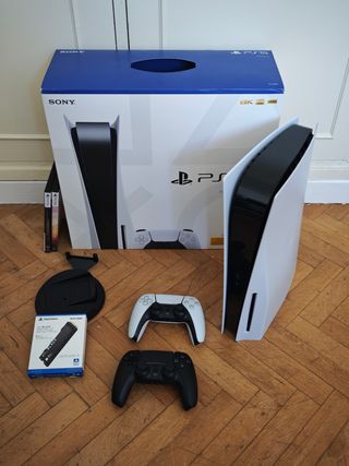 PS5 Lector + 2TB SSD + 2 Mandos