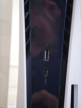 PS5 Lector + 2TB SSD + 2 Mandos