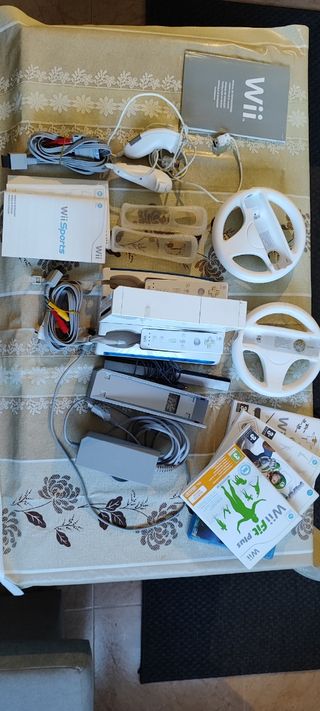 Nintendo Wii Fit + Tabla de Equilibrio