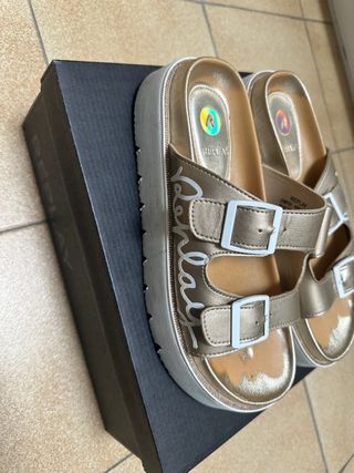Sandalias Replay Doradas
