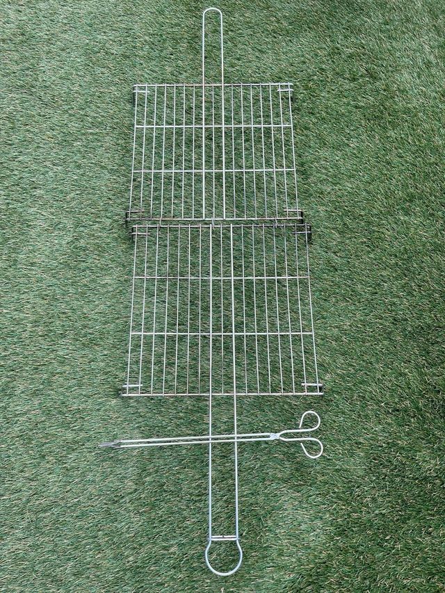 Parrilla grande de metal