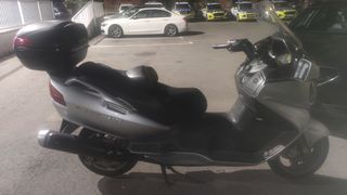 SUZUKI BURGMAN 650 del 2005