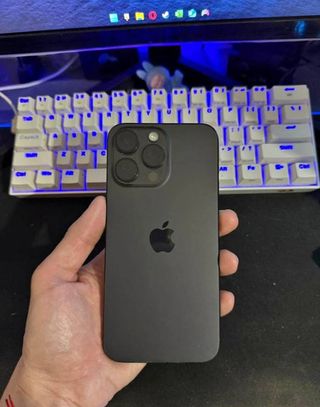 iPhone 15 Pro Max Negro