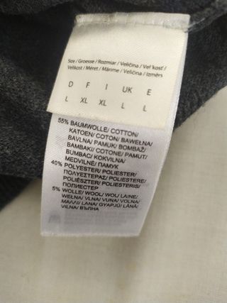 Jersey caballero cuello pico gris