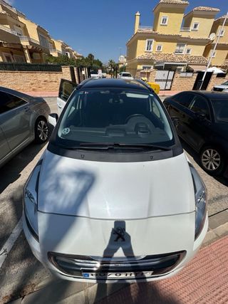 Peugeot 5008 2014, 7 plazas