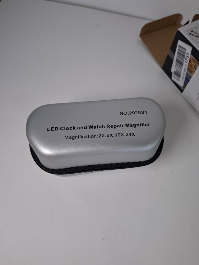 Lupa LED para Reparación de Relojes