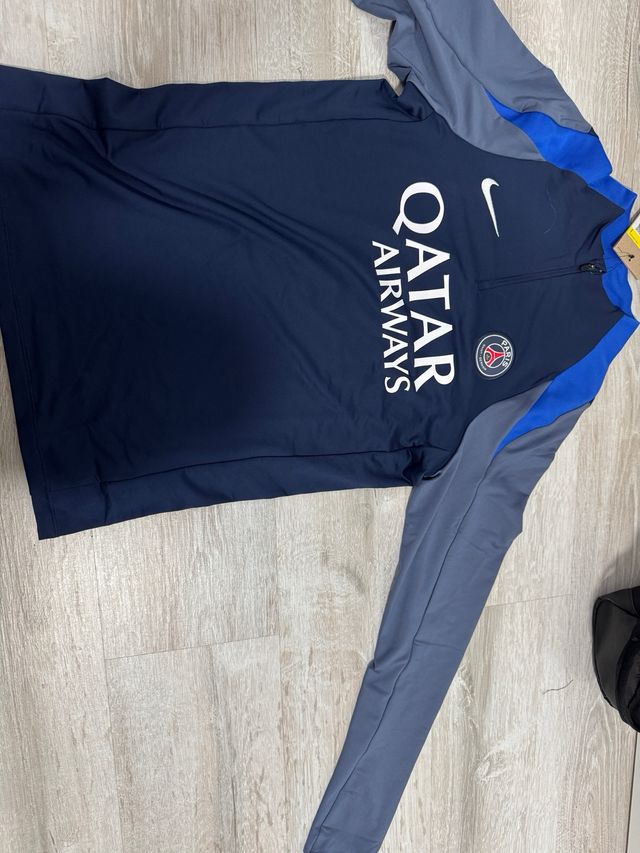 Sudadera PSG Nike Dri-Fit Talla S Nueva