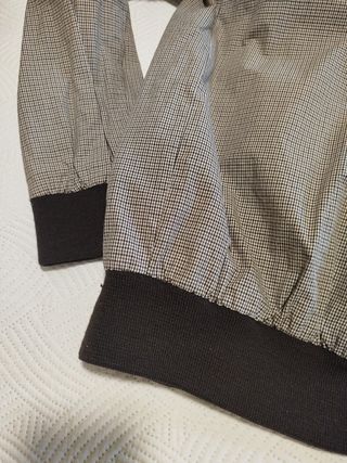 2 Cazadoras hombre beige y negra