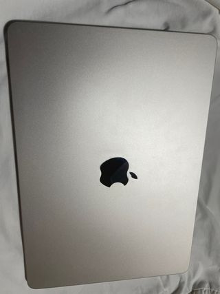 MacBook Air M2 13.6 8GB 256GB Plata A2681