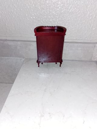 Mobile per casa delle bambole in miniatura