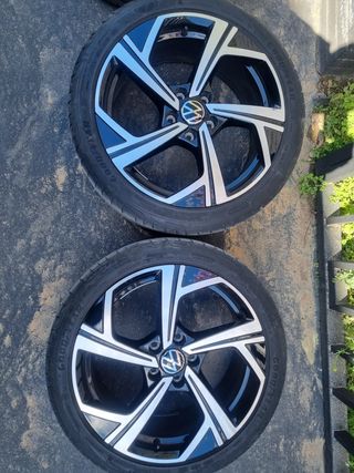 Llantas volkswagen 18" originales 