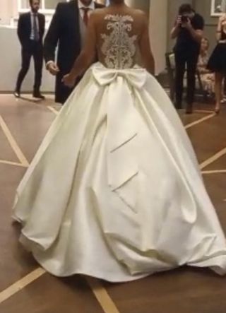 Elegante Vestido de Novia