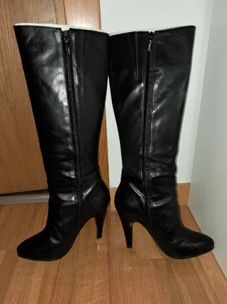 Botas altas Geox piel tacón negras