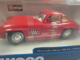 Coche Burago Mercedes-Benz 300 SL 1954 1/18
