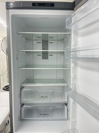 Nevera Indesit Combi