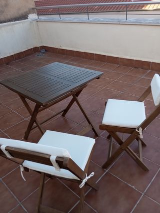 Mesa y 2 Sillas de Jardín Madera
