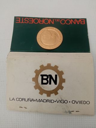 Cerillas Banco del Noroeste con moneda
