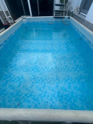 Piscina desmontable con equipo de filtración 