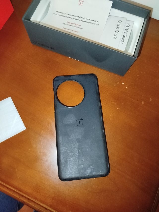 Caja OnePlus 11