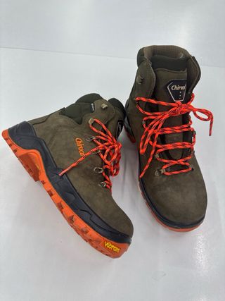 Botas Chiruca Gore-Tex Talla 40 en ante cuero. 