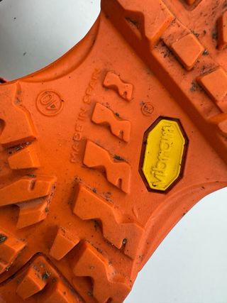 Botas Chiruca Gore-Tex Talla 40 en ante cuero. 