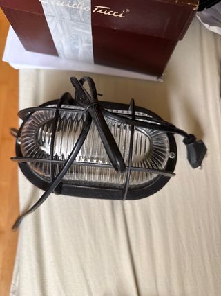 Lámpara Estilo Bunker Negra