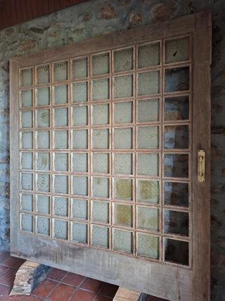 Puerta corredera de madera Robinia 