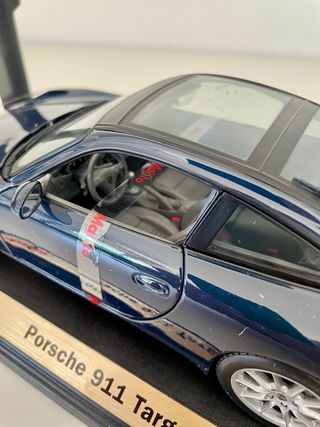 Porsche 911 Targa Maisto 1:18.
