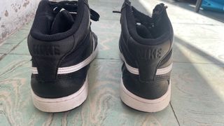Zapatillas Nike Negras altas
