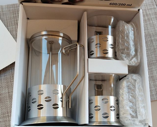 Cafetera Francesa y Tazas Set 3 Piezas