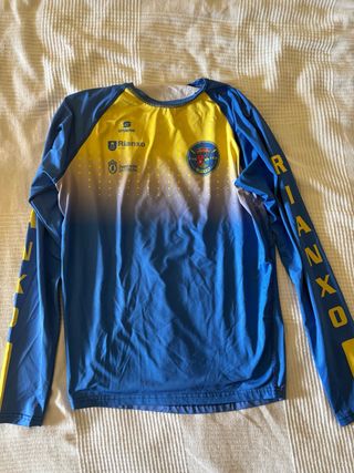 Térmica remo Rianxo azul y amarillo