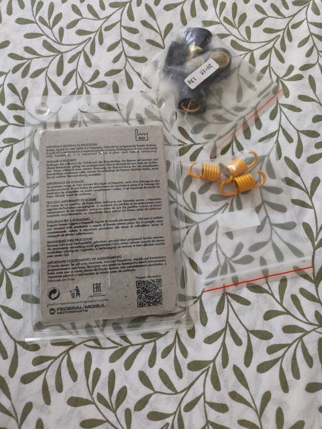 Pastillas, rodillos y muelles embrague scooter
