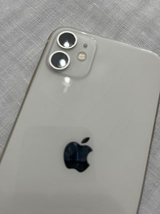 iPhone 11 64 GB Blanco