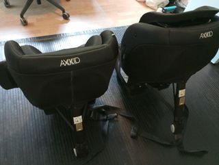 Sillas coche AX KID MOVE ( nuevas  350€ cada una)