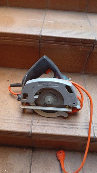 2 Sierras Circulares Black & Decker
