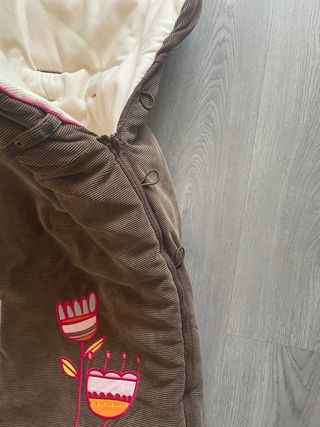 Saco Carro Bebé Invierno Marrón Flores