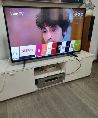 Smart LG 43"