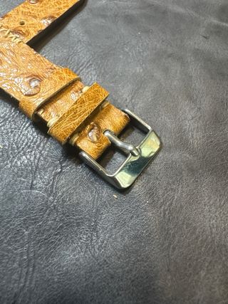 Correa de reloj artesanal de piel