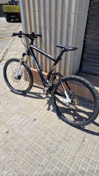 Bicicleta Scott Doble Suspensión