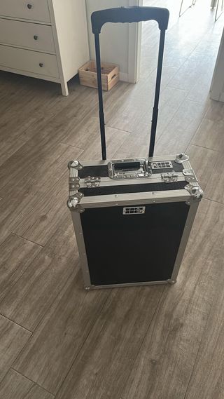 Mesa de mezclas Traktor S4 MK3