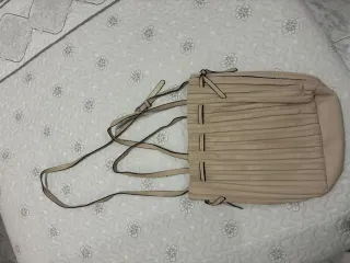 Bolso saco beige