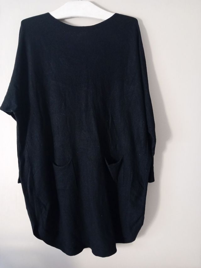 Jersey negro con bolsillos talla única