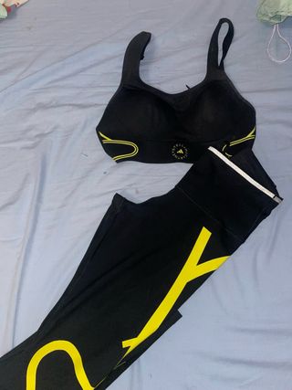 Conjunto deportivo Adidas negro y amarillo