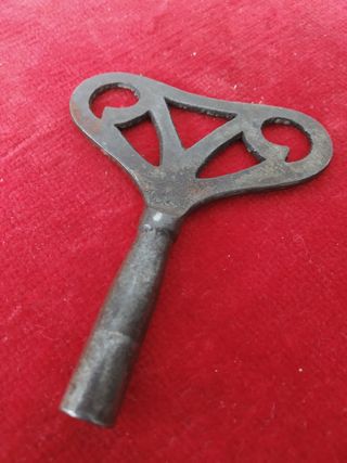 Llave antigua para reloj de pared/suelo