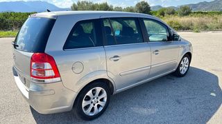 Opel Zafira 2010