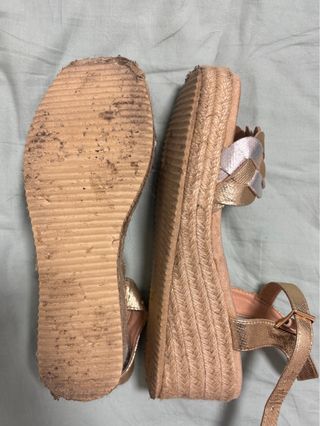Sandalias esparto oro y plata