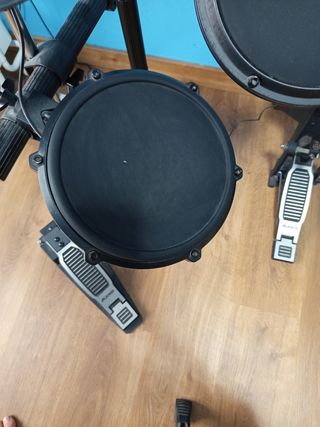 Batería Electrónica Alesis Usada